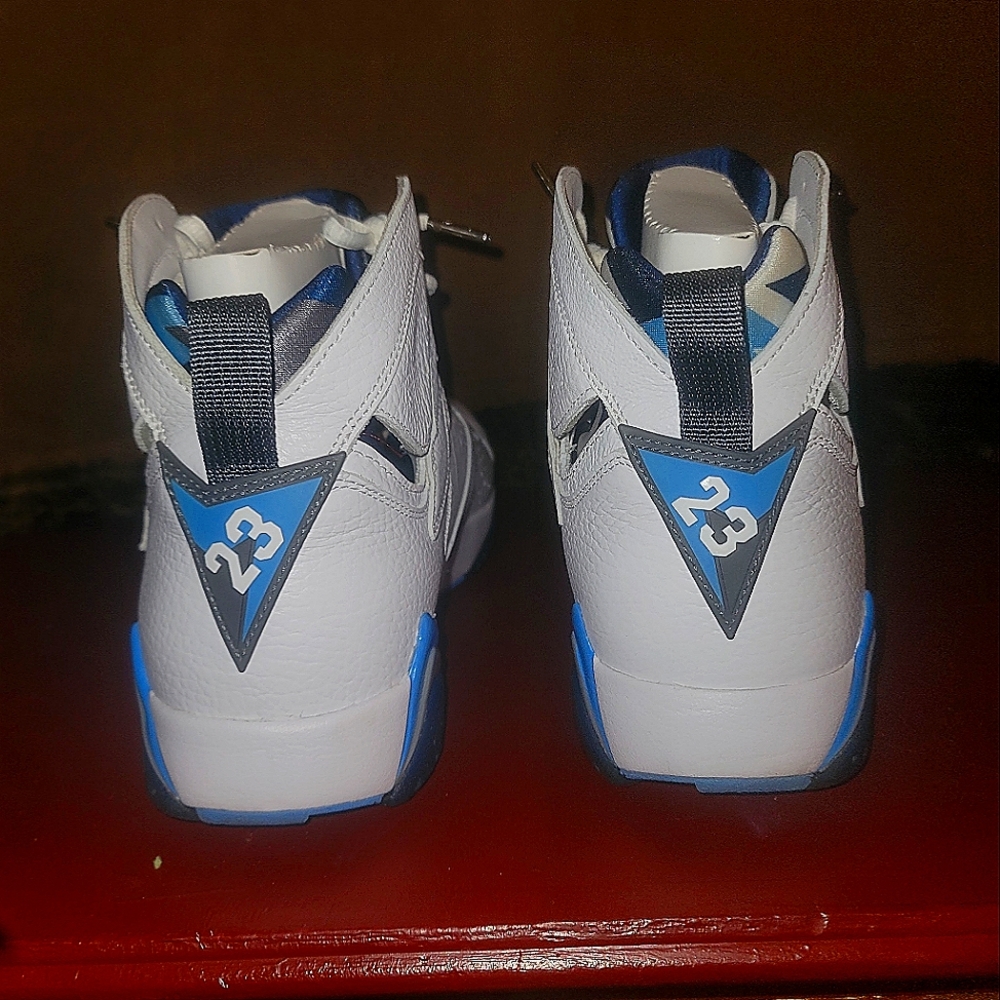 Jordan Retro 7